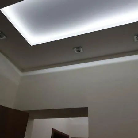 Luxury 2 Bedroom,2 Bathroom ,free Parking Apartment