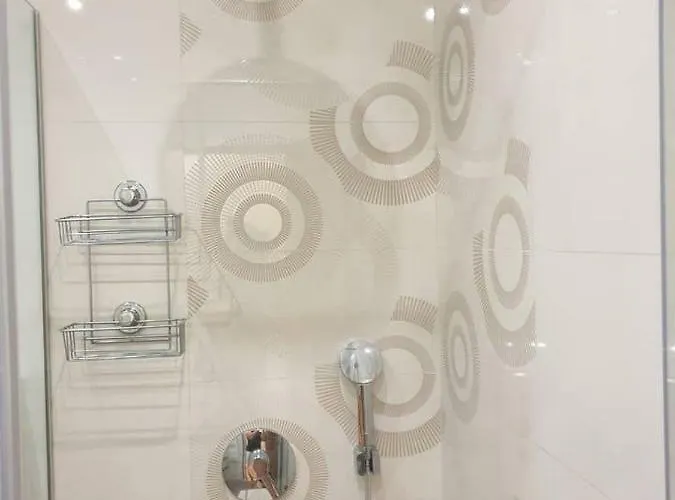 Apartament Luxury 2 Bedroom,2 Bathroom ,free Parking *