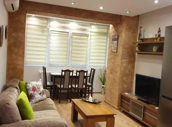 Luxury 2 Bedroom,2 Bathroom ,free Parking Apartament